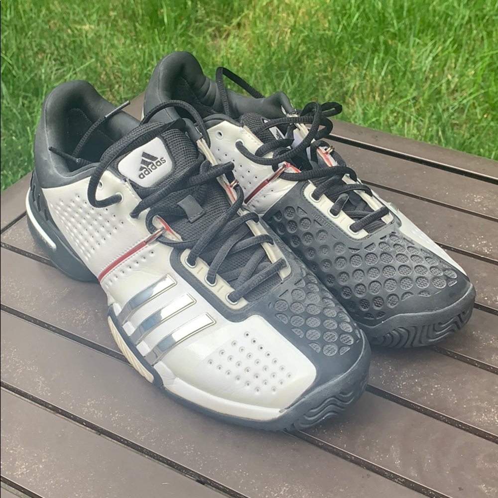 Adidas men’s tennis sneakers
